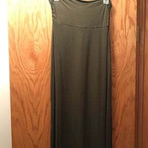 Forever 21 maxi skirt in olive green